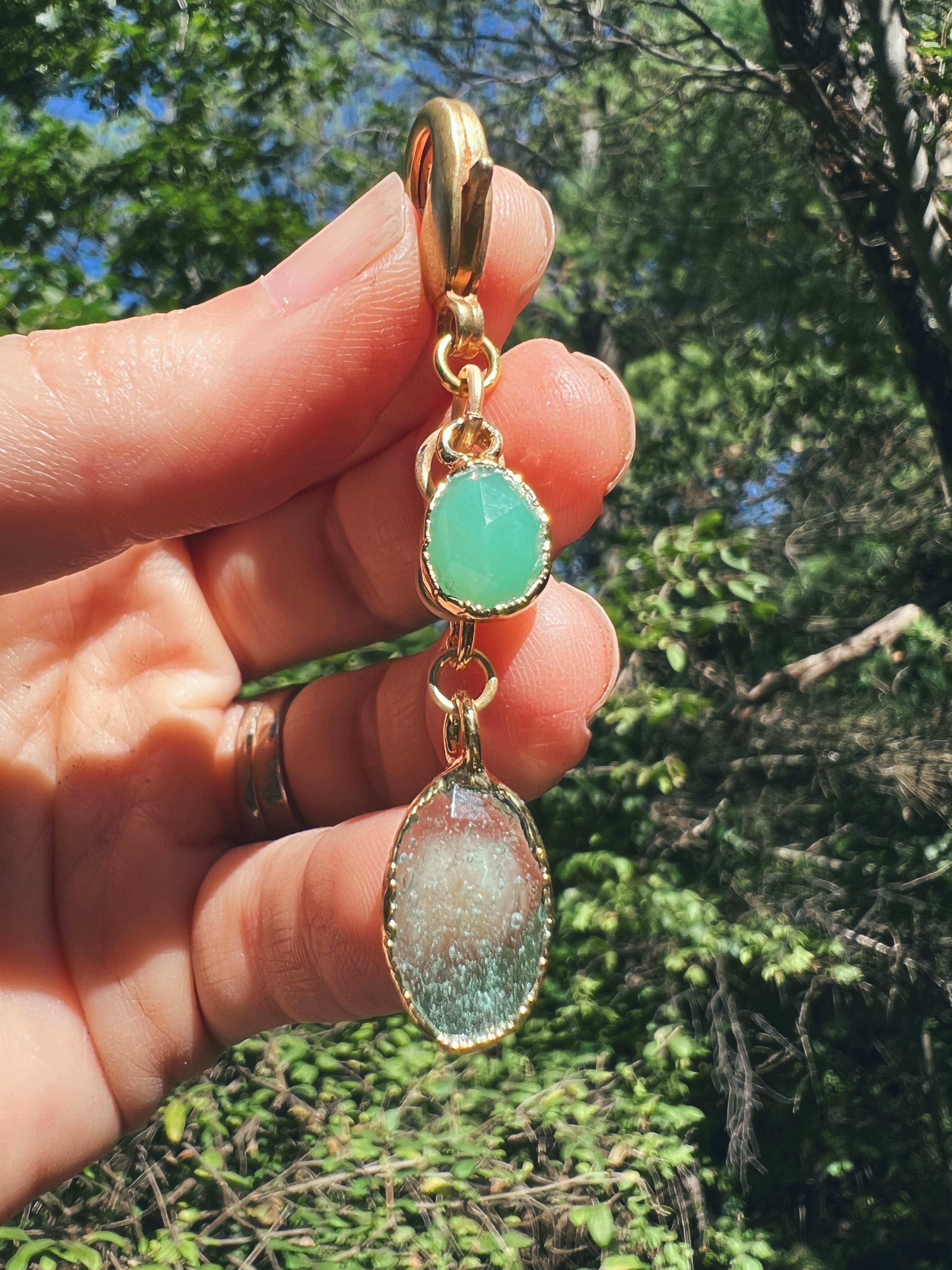 Crystal Pendant Clip: Roman Glass & Chrysoprase in Gold Sea Ox