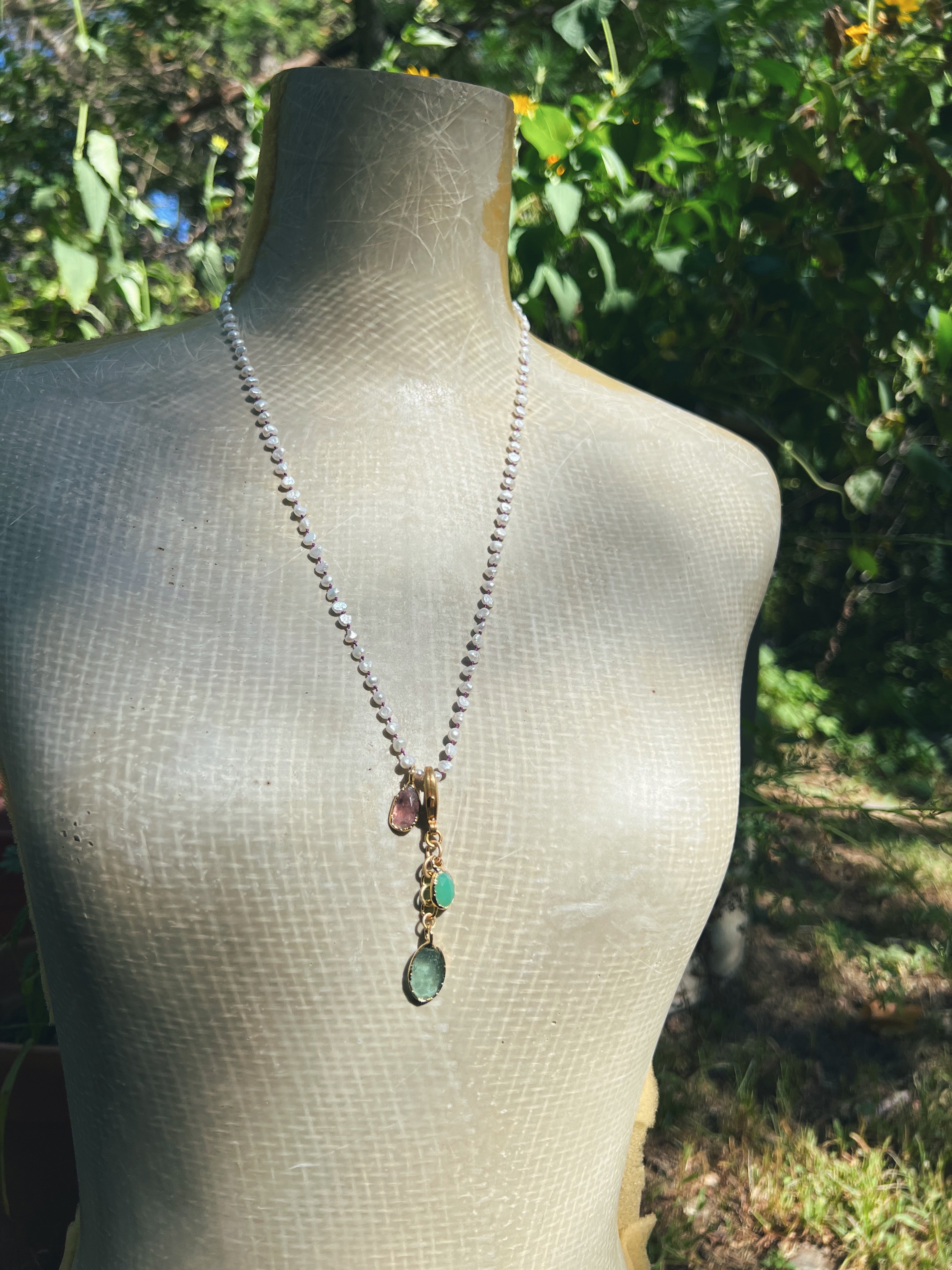 Crystal Pendant Clip: Roman Glass & Chrysoprase in Gold Sea Ox