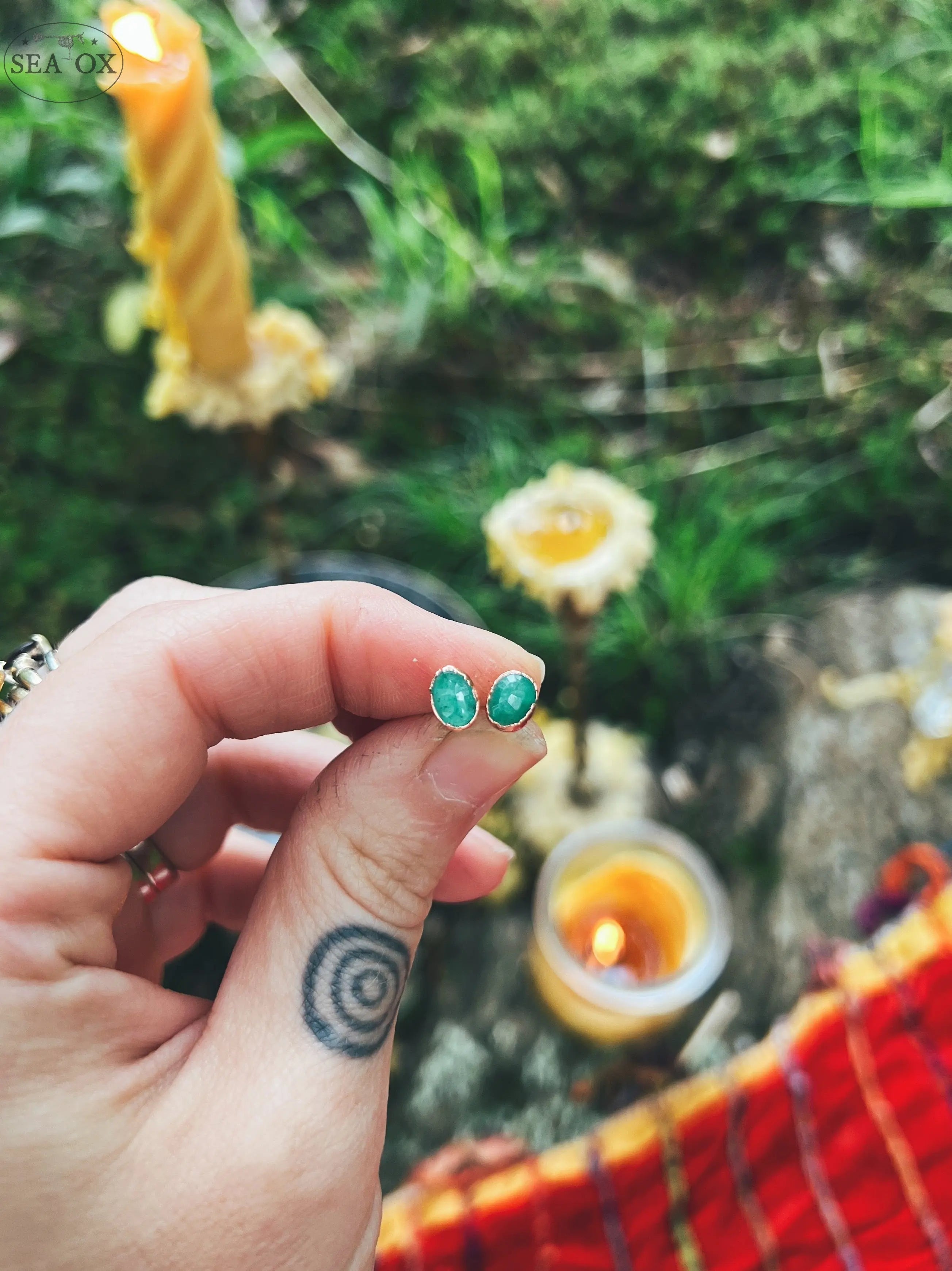 Glowin Enerald Stud Earringsg Sea Ox